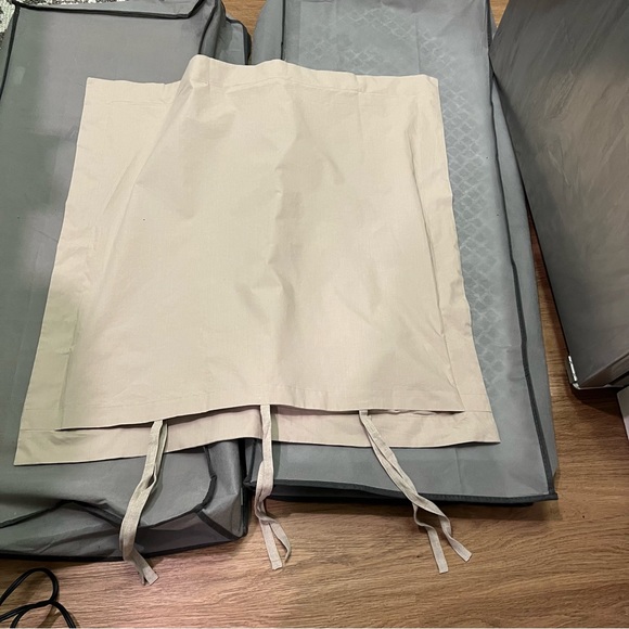 NWOT Crate&Barrel pillow euro 26x26 sham linen lurex stripe, tan gold detail - Picture 7 of 7